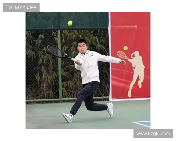 以网球为纽带探索竞技精神与健康生活的完美融合之道