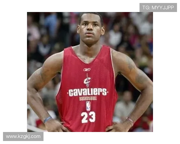 周伟专访：从青涩少年到篮球巨星的成长之路回顾