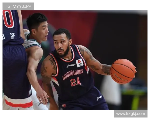 广州篮球队的节奏探秘:从战术布局到球员配合的全面分析 广州篮球队的节奏探秘:从战术布局到球员配合的全面分析