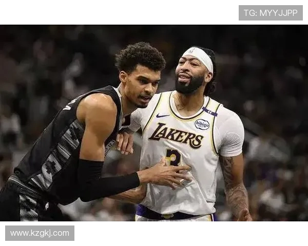 2018年11月1日勇士队与鹈鹕队激战精彩回顾与赛后分析