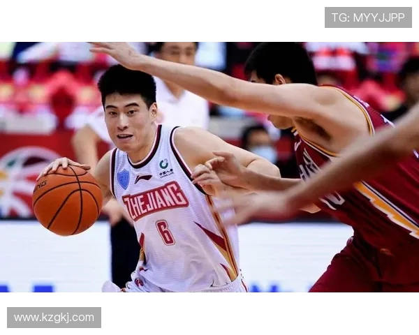 广东男篮迎战解放军全力争胜期待精彩对决与球迷共庆篮球盛宴