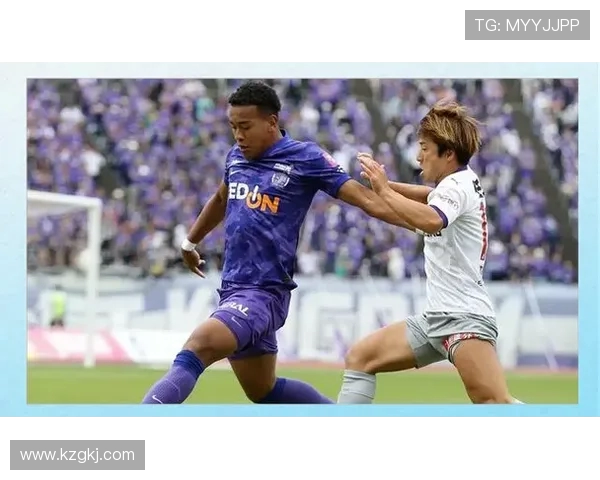 广岛队与柏太阳神的激烈对决展现日本足球的魅力与竞争力